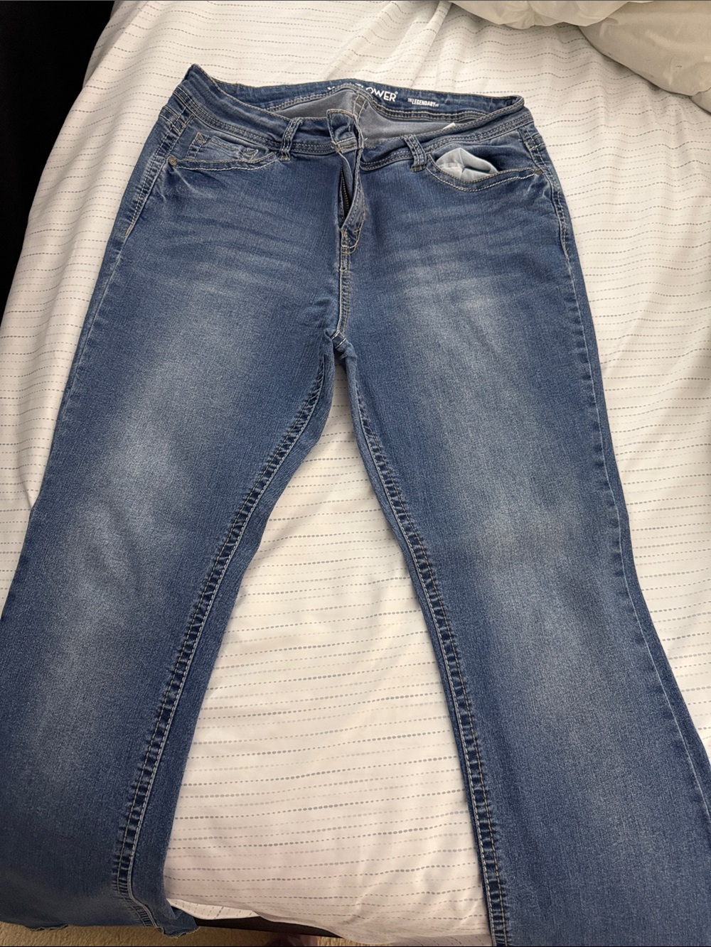 Women's Mid Blue Flare Jeans - Wide Leg Stretch